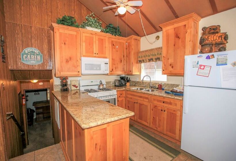 Bear Mountain Retreat