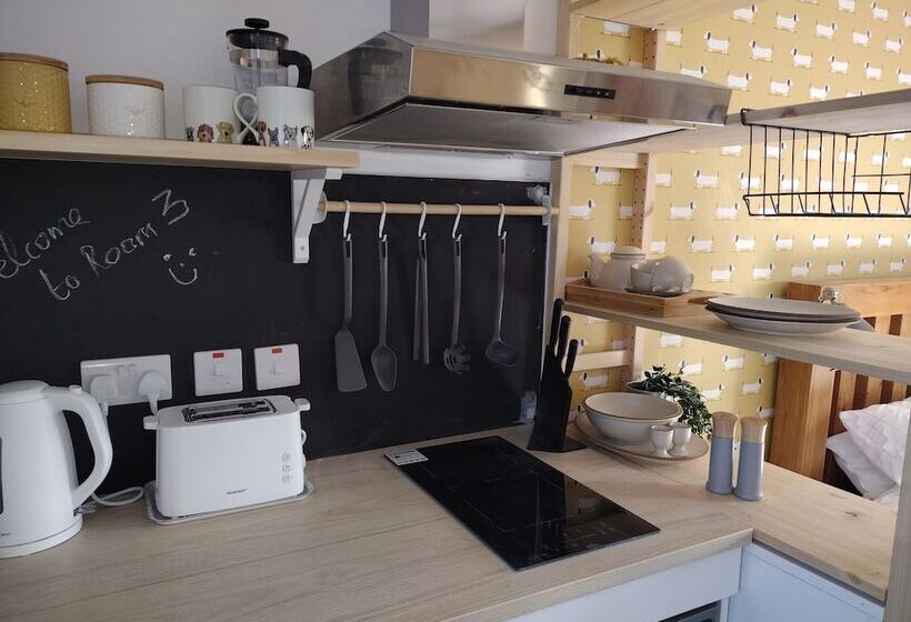 تختخواب و صبحانه Dunseverick Ramblers Rest