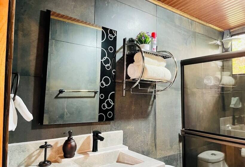 Cabañas La Montaña