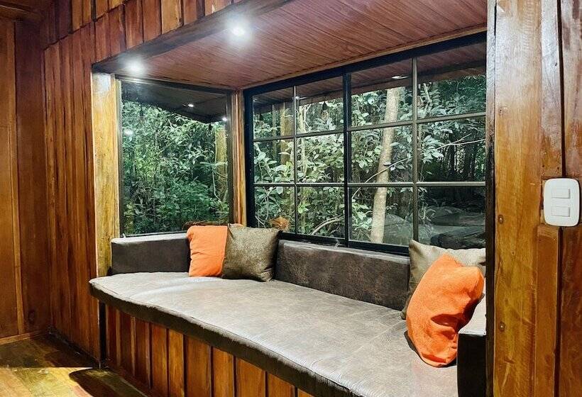 Cabañas La Montaña