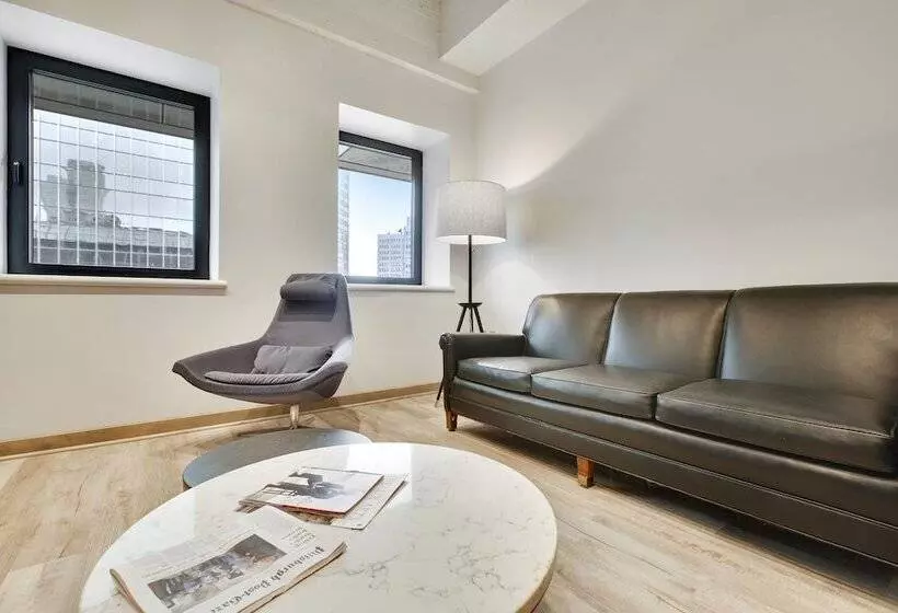 هتل Etage Executive Living