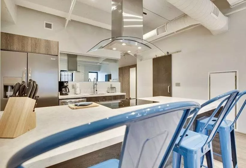 هتل Etage Executive Living