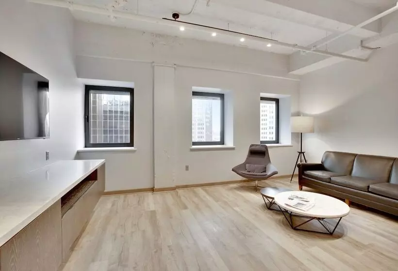 هتل Etage Executive Living