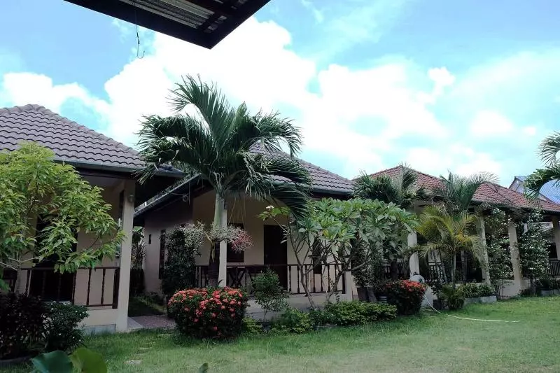 ホテル Ron's Bungalow