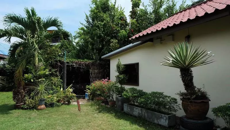 ホテル Ron's Bungalow