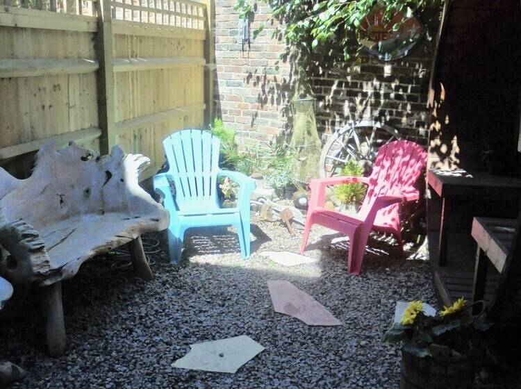 교외 호텔 Western Barn