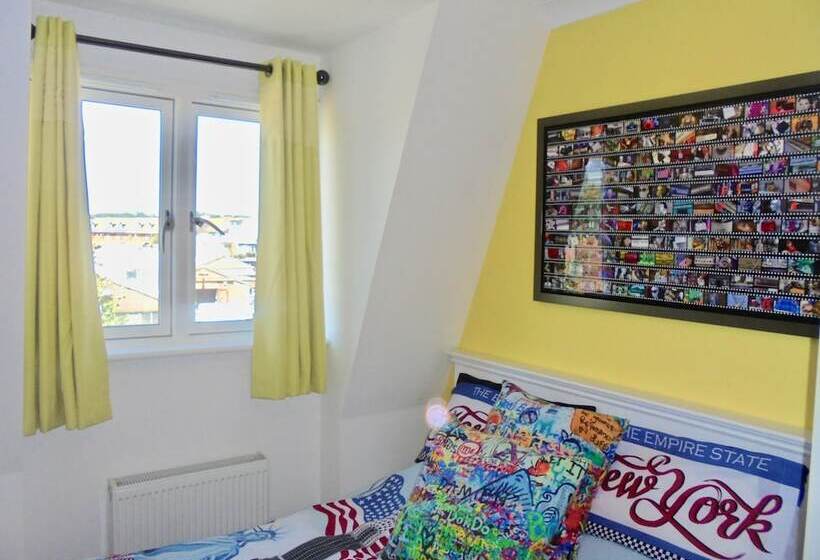 교외 호텔 Western Barn