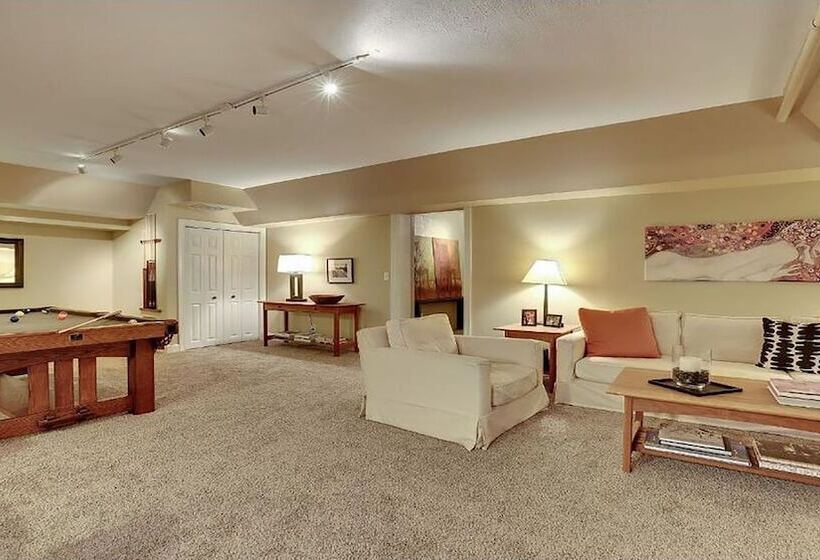 Luxury Georgian Mansion