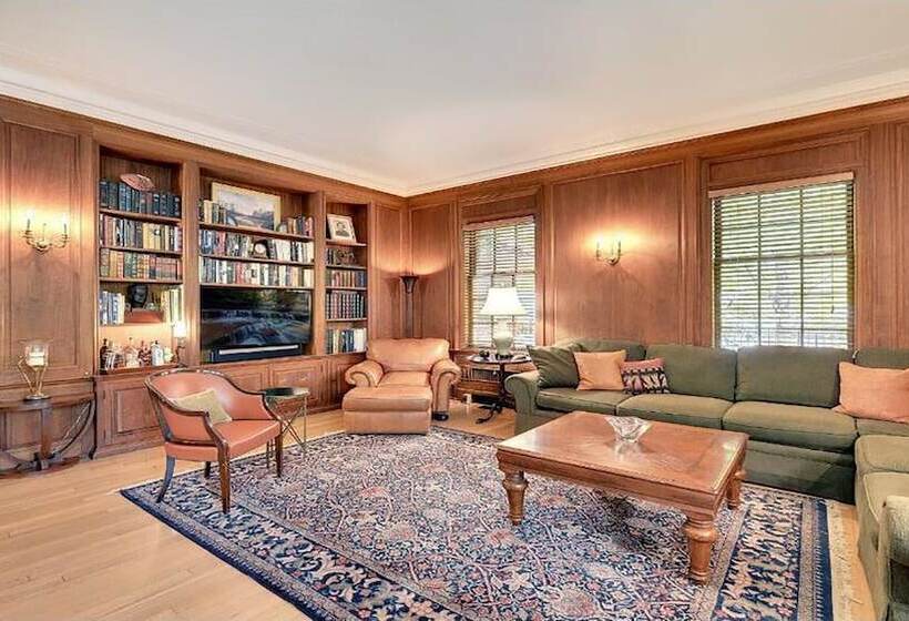 Luxury Georgian Mansion