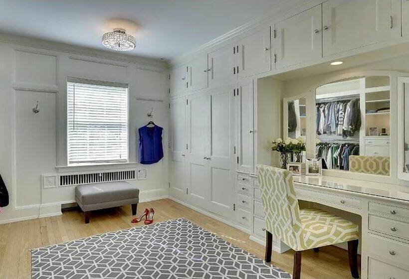 Luxury Georgian Mansion