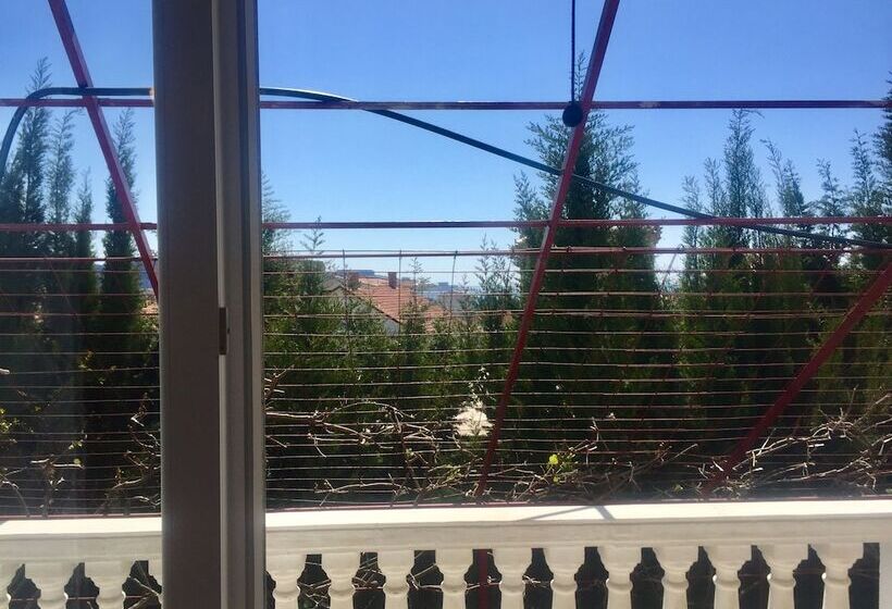 پانسیون Aparthotel Monterria