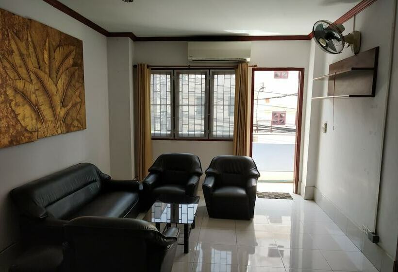 ペンション Baaris Residency & Apartment