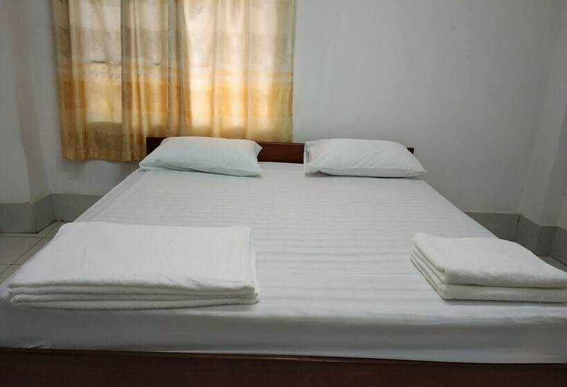 ペンション Baaris Residency & Apartment