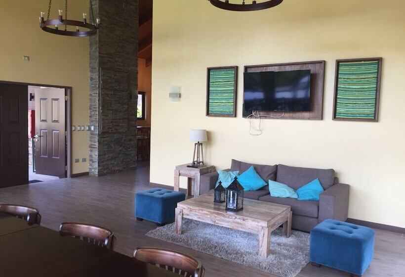 پانسیون Casa En Condominio Alicura Pucón