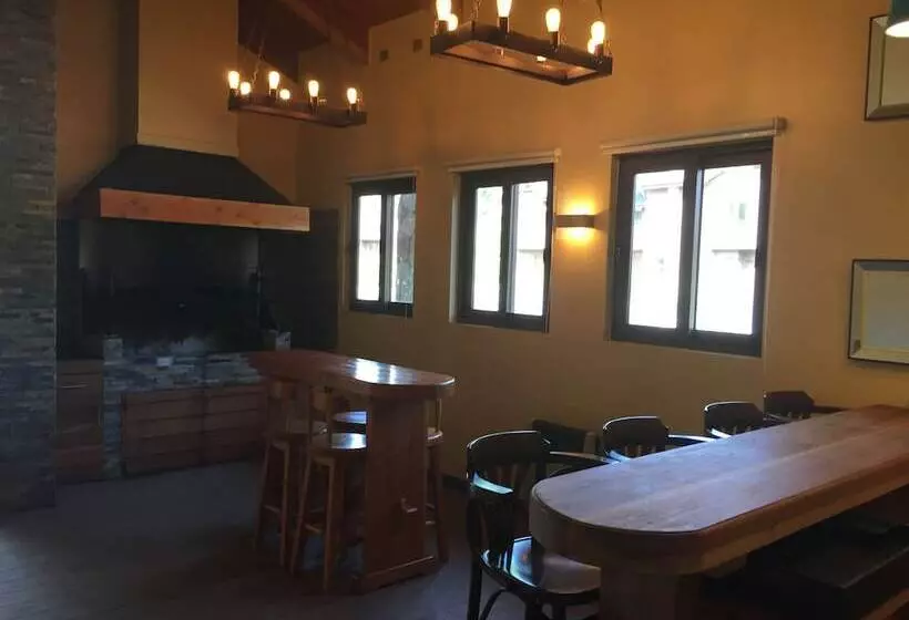 ペンション Casa En Condominio Alicura Pucón