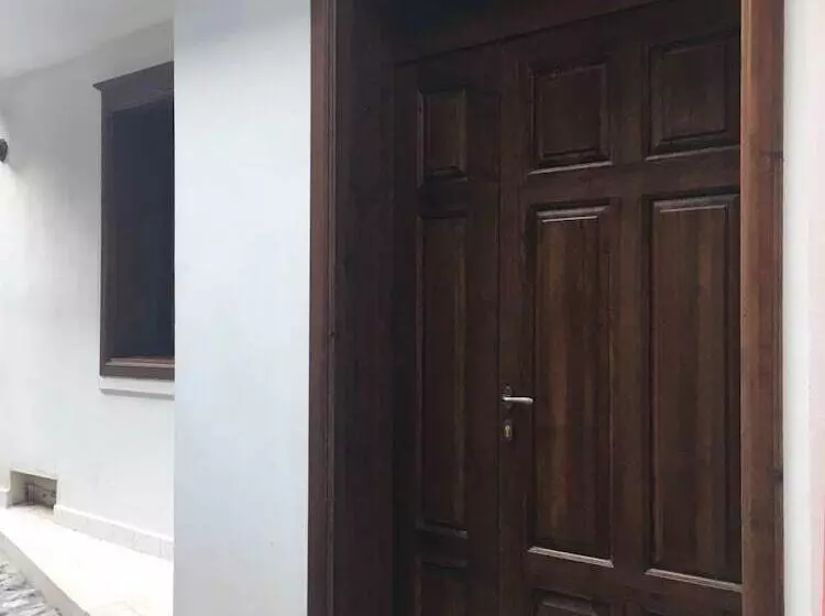 ペンション Guesthouse Altin