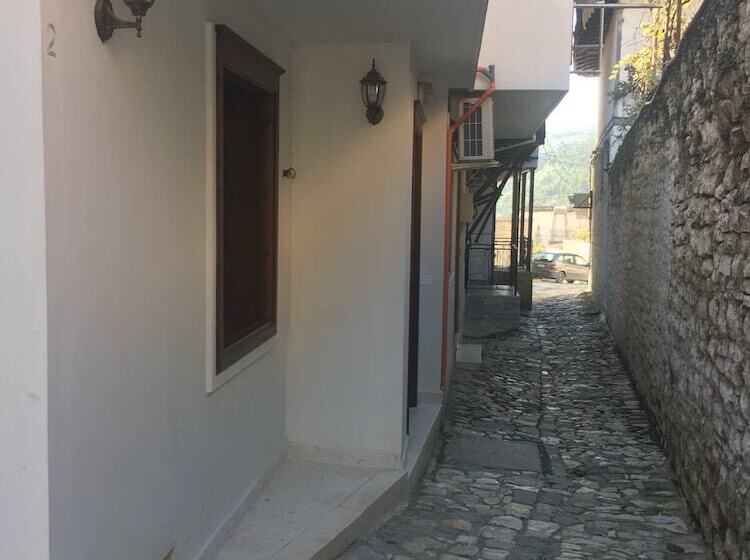 ペンション Guesthouse Altin