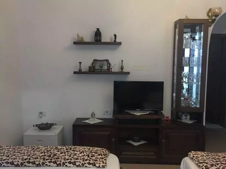 ペンション Guesthouse Altin