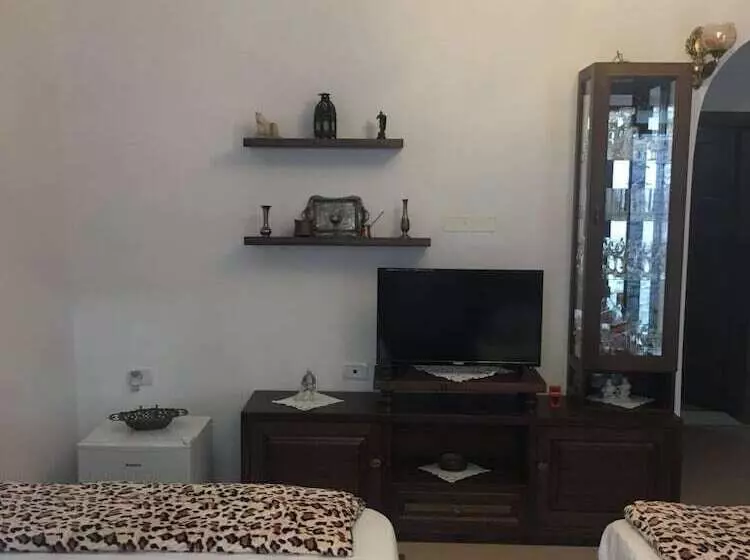 ペンション Guesthouse Altin