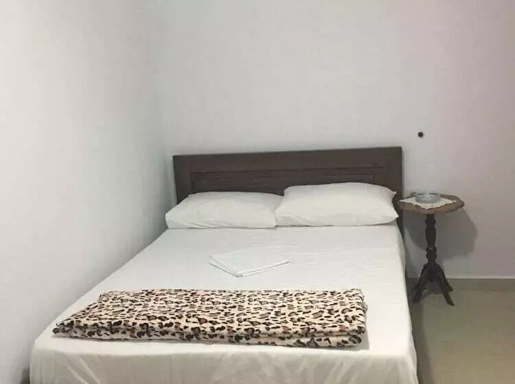 ペンション Guesthouse Altin