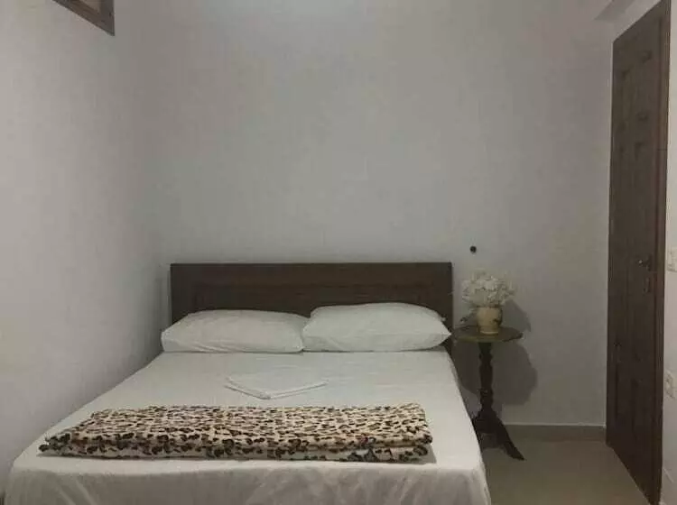 ペンション Guesthouse Altin