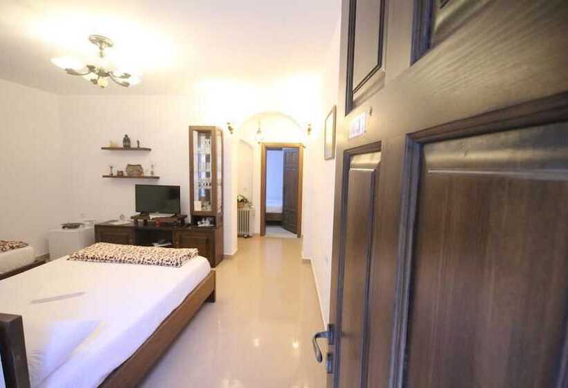 ペンション Guesthouse Altin