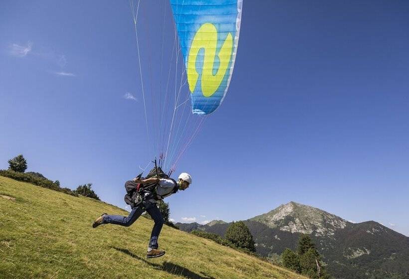 استراحتگاه Village Vacances Les Lambrilles