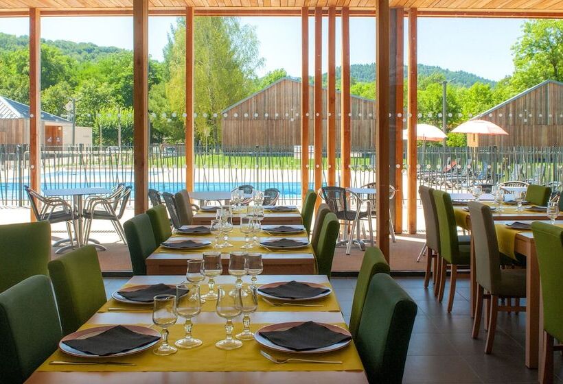 استراحتگاه Village Vacances Les Lambrilles