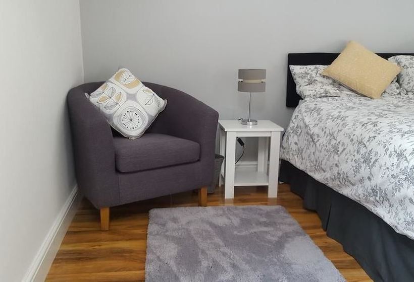 Theoc Cottage In Historic Tewkesbury