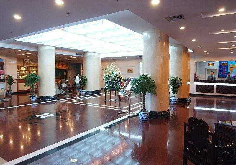 Beijing Jingu Qilong Hotel