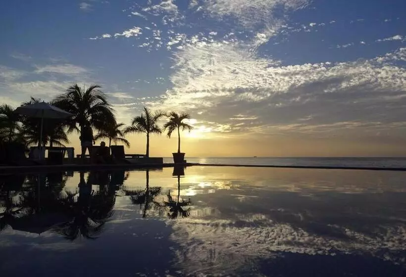 Отель B Cozumel