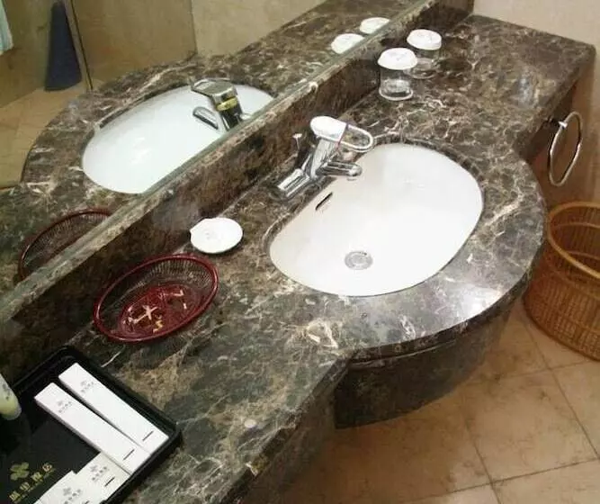 Hotelli The Royal Palace