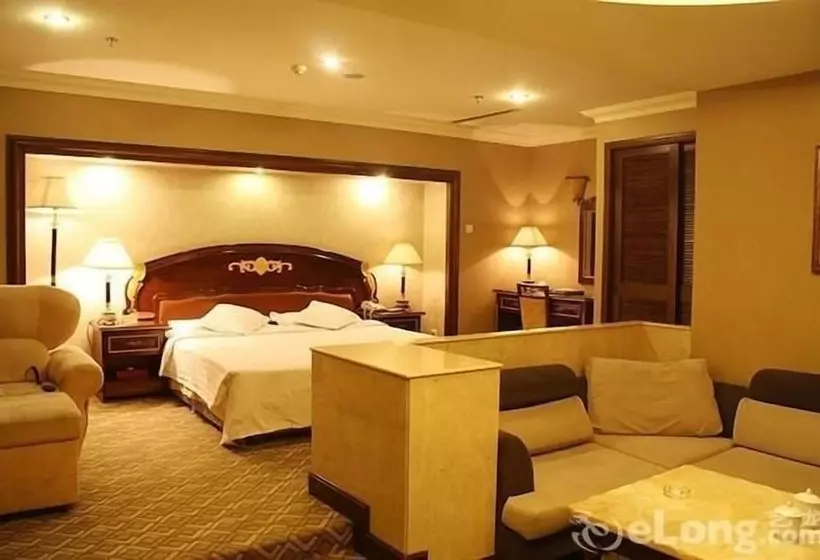 Hotelli The Royal Palace