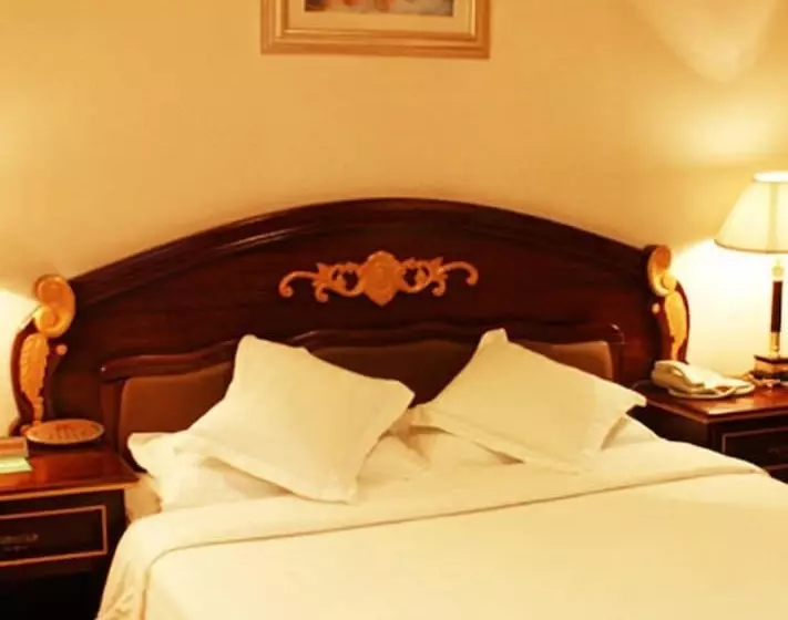 Hotelli The Royal Palace