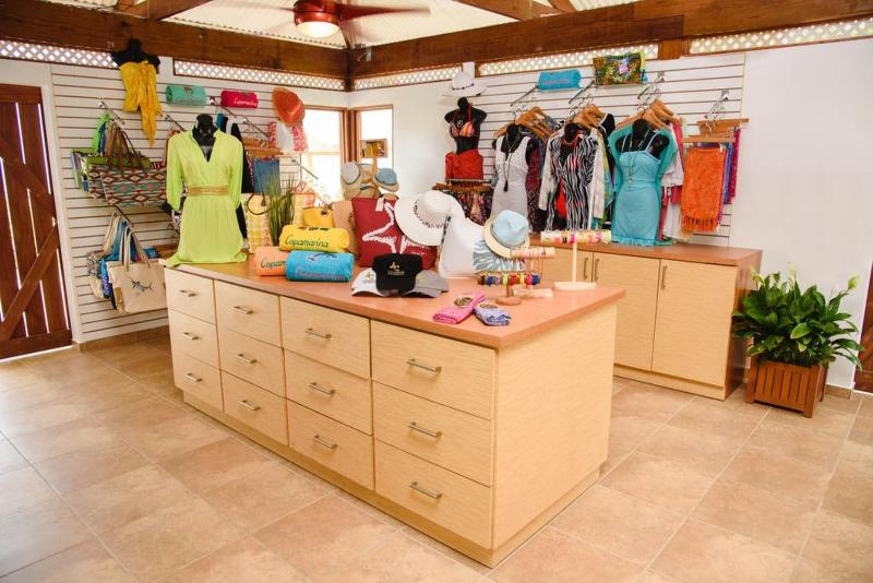 هتل Copamarina Beach Resort & Spa