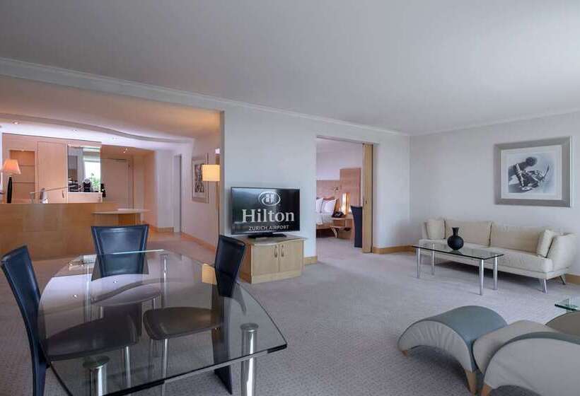 בית מלון כפרי Hilton Zurich Airport