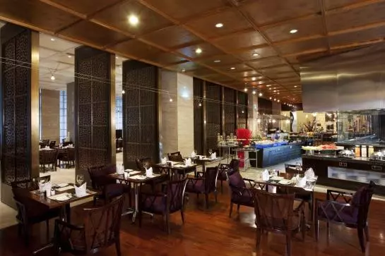 Hotel Holiday Inn Central Plaza