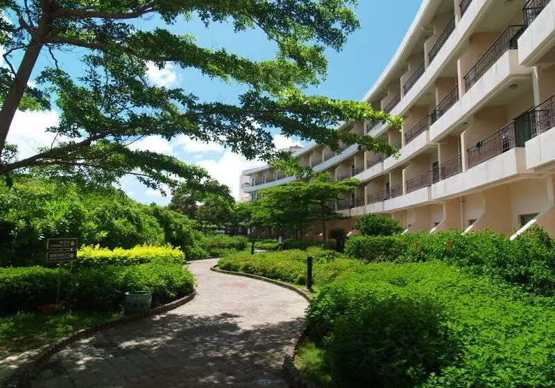 هتل Howard Beach Resort Kenting