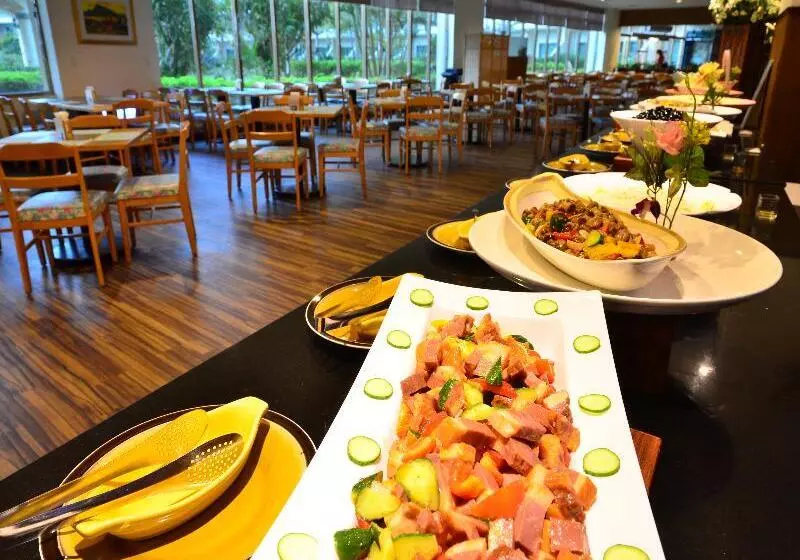 هتل Howard Beach Resort Kenting