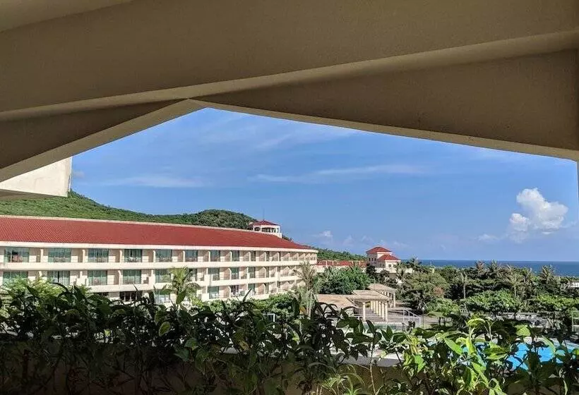 هتل Howard Beach Resort Kenting