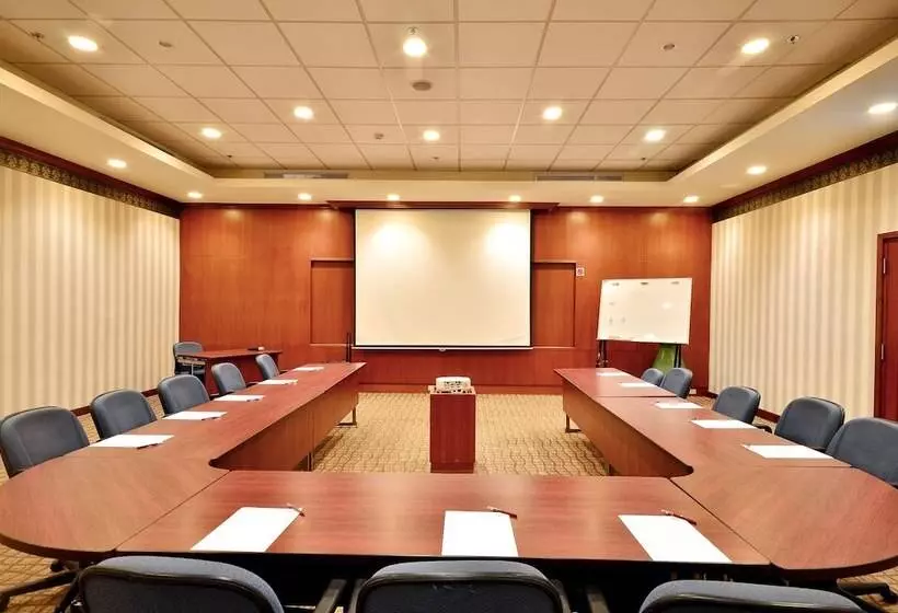 هتل Howard Beach Resort Kenting