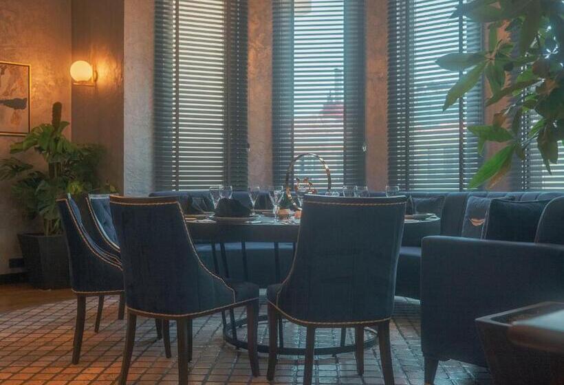 The Wings Hotels Neva Palas