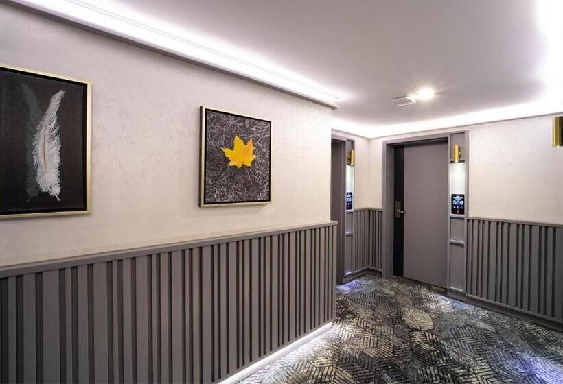 The Wings Hotels Neva Palas