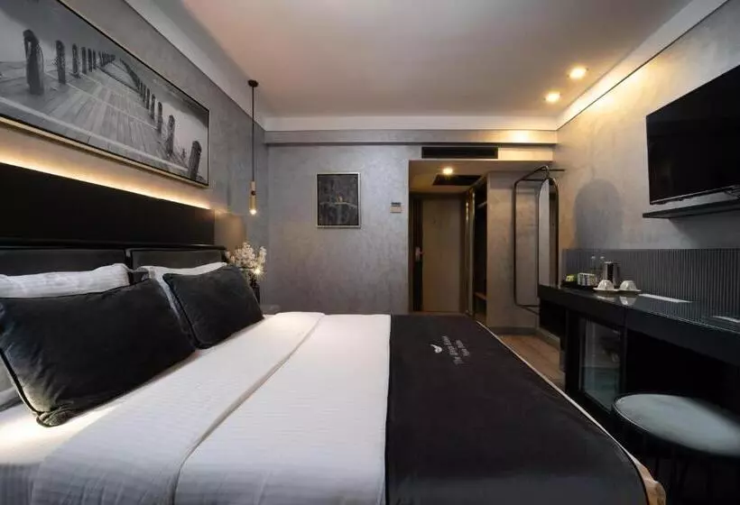 The Wings Hotels Neva Palas