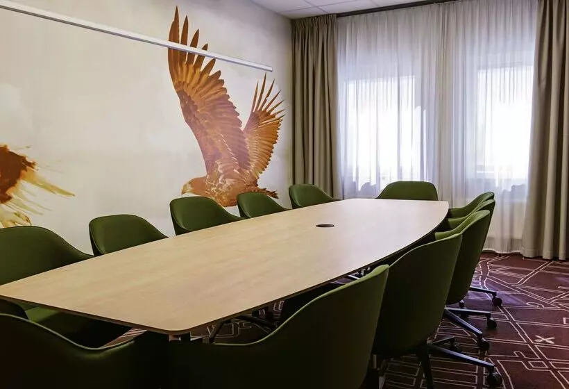 ホテル Scandic Upplands Väsby