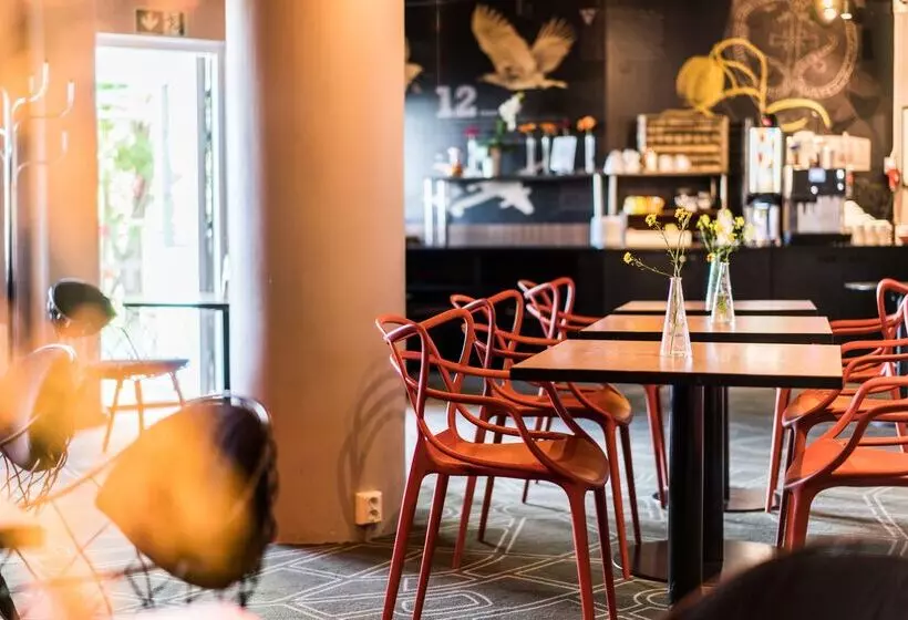 ホテル Scandic Upplands Väsby