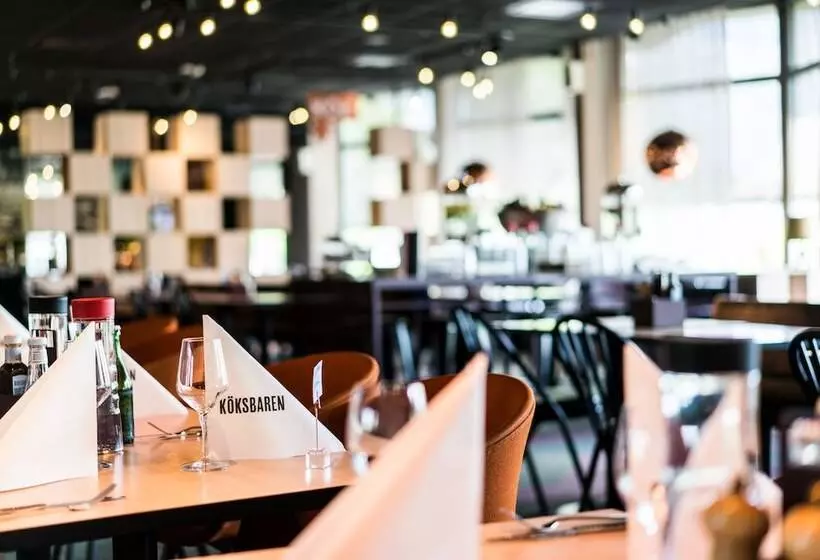 ホテル Scandic Upplands Väsby