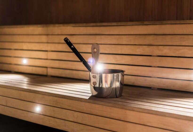 Отель Scandic Upplands Väsby