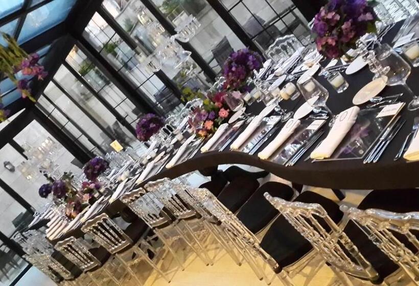 هتل Warwick Ankara