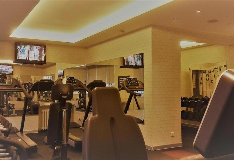 هتل Warwick Ankara